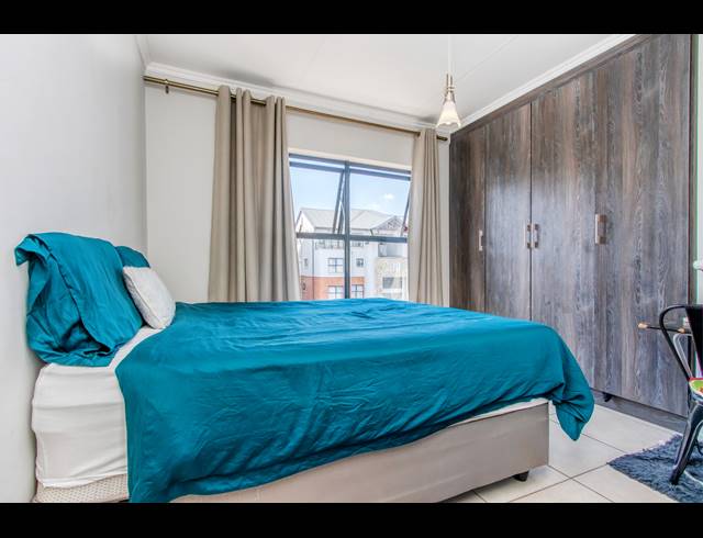 1 BEDROOM APARTMENT FOR SALE IN OLIVEDALE